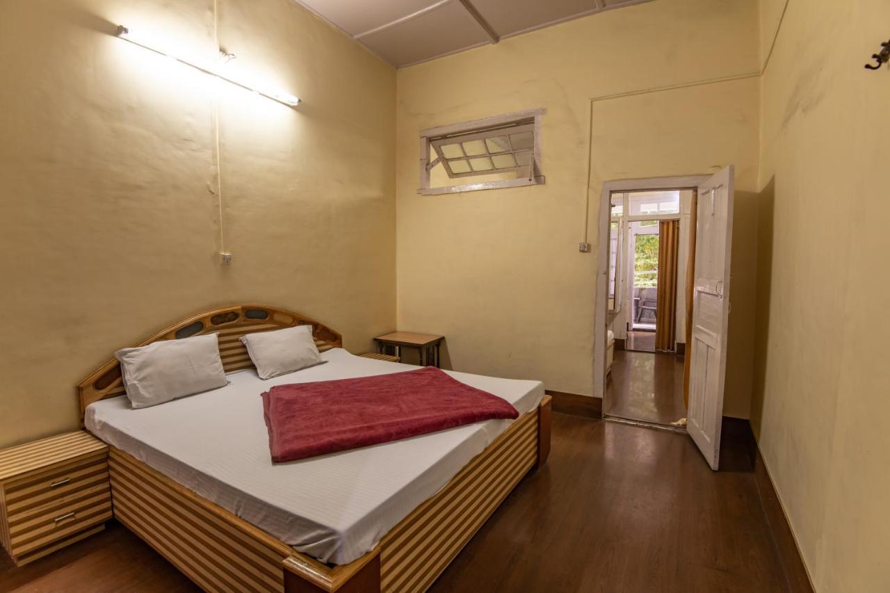 India Hotel - Lake View - Mall Road Nainital Exterior foto